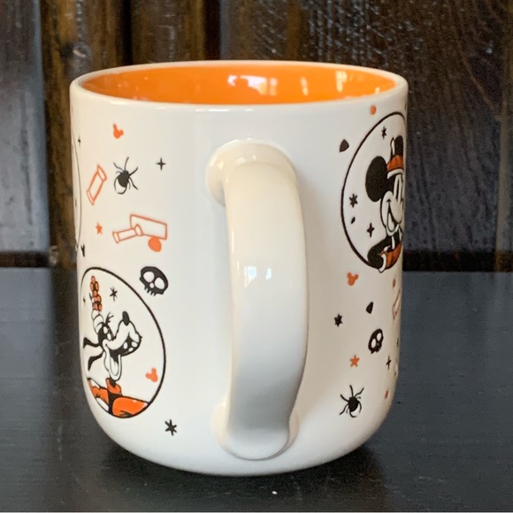 Disney Halloween Mug - Mickey & Minnie Donald & Daisy Pluto & Goofy - Picture 8 of 10
